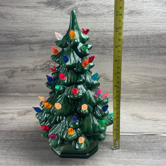 Vintage Ceramic Christmas Tree 10” W/ Base And Lights Table Decor Works - Picture 8 of 12